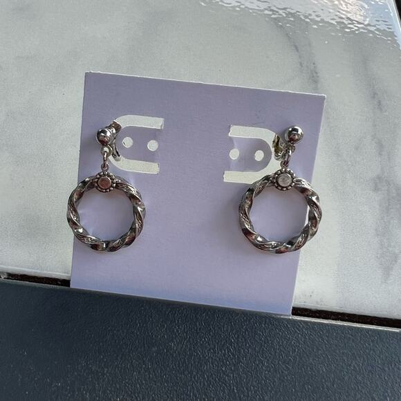 Vintage Silver Drop Hoop Clip-On Earrings Retro Minimalist Jewelry - Picture 8 of 9